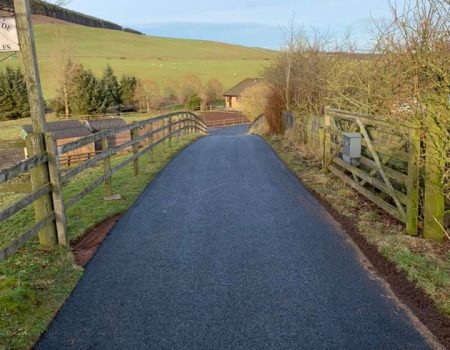new-farm-road-and-yard-biggar